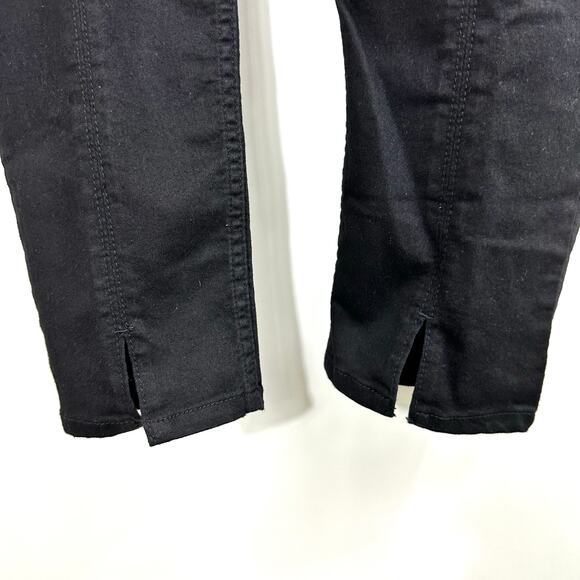 Lee Illusions Skinny Mid-Rise Capri Black Denim Jeans Size 12 NWT - Picture 6 of 12